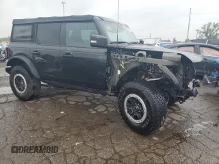 2022 Ford Bronco with VIN 1FMEE5DH5NLA84662, listed as a Copart auction lot 59847245 with 10,768 mi miles and Salvage title. Bid and sale history available at DreamBid. Image 4.