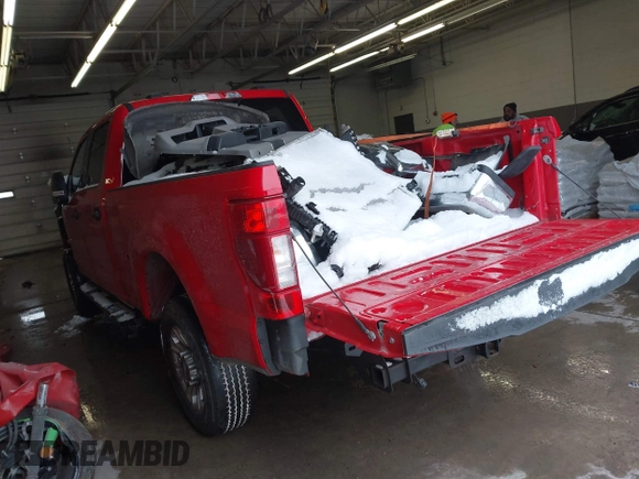 2021 Ford Super Duty F-250 SRW XL with VIN 1FT7W2B66MED21804, listed as a IAAI auction lot 41281101 with 43,143 mi miles. Bid and sale history available at carsss.com. Image 3.