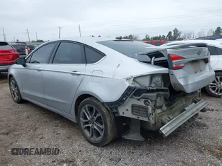 2017 Ford Fusion SE with VIN 3FA6P0H7XHR228435, listed as a IAAI auction lot 41607945 with 139,850 mi miles. Bid and sale history available at carsss.com. Image 3.