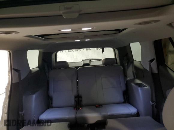 2018 Chevrolet Traverse LT z VIN 1GNEVHKW0JJ250252, wystawiony jako Copart lot #55965095 z przebiegiem 116 794 mil mil oraz Szkoda całkowita • Salvage title. Historia ofert i sprzedaży dostępna na DreamBid. Obrazek 10.