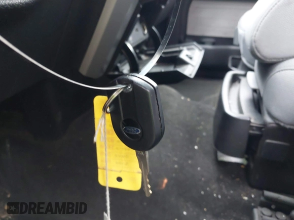 2013 Ford F-150 XL with VIN 1FTFW1CF5DKF63831, listed as a IAAI auction lot 39559854 with 125,721 mi miles and . Bid and sale history available at carsss.com. Image 11.