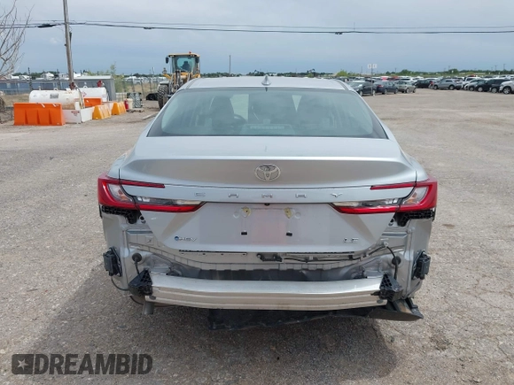 2025 Toyota Camry LE with VIN 4T1DAACK8SU512341, listed as a IAAI auction lot 42210426 with 14,276 mi miles and . Bid and sale history available at DreamBid. Image 16.