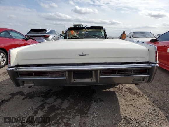 1966 Lincoln Continental with VIN 6Y86G414159, listed as a Copart auction lot 76480434 with 87,933 mi miles and Salvage Title. Bid and sale history available at DreamBid. Image 6.