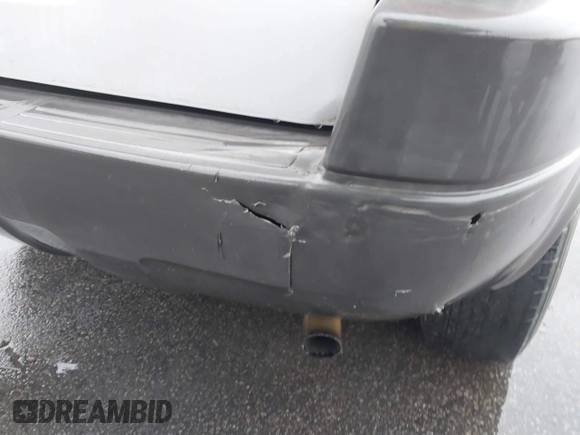 2002 Ford Escape XLT с VIN 1FMCU031X2KA05649, выставлен на аукционе IAAI как лот 41714125 с пробегом 265 596 миль миль и . История ставок и продаж доступна на DreamBid. Изображение 6.