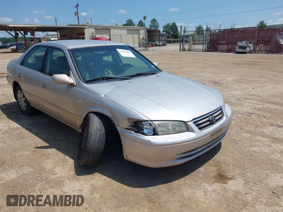 2000 Toyota Camry CE z VIN 4T1BG22K5YU731201, wystawiony jako IAAI lot #42094098 z przebiegiem Nie podano mil oraz . Historia ofert i sprzedaży dostępna na DreamBid. Obrazek 1.