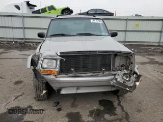 2000 Jeep Cherokee Limited with VIN 1J4FF68SXYL260251, listed as a Copart auction lot 44797665 with 142,390 mi miles and Salvage Title. Bid and sale history available at carsss.com. Image 5.