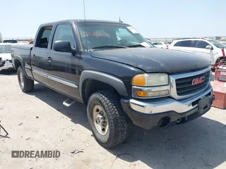 2003 GMC Sierra 1500HD SLE z VIN 1GTGK13U63F136146, wystawiony jako IAAI lot #42020608 z przebiegiem 170 466 mil mil oraz . Historia ofert i sprzedaży dostępna na DreamBid. Obrazek 1.