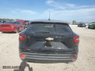 2025 Chevrolet Trax LS with VIN KL77LFEPXSC001959, listed as a Copart auction lot 49246105 with 23,198 mi miles and Salvage Title. Bid and sale history available at carsss.com. Image 6.