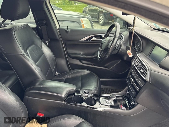 2018 Infiniti QX30 with VIN SJKCH5CP9JA044700, listed as a Copart auction lot 55697985 with Not provided miles and Clean title. Bid and sale history available at DreamBid. Image 5.