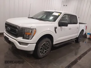2023 Ford F-150 XL z VIN 1FTFW1E85PFA54558, wystawiony jako IAAI lot #42215749 z przebiegiem 22 476 mil mil oraz . Historia ofert i sprzedaży dostępna na DreamBid. Obrazek 2.