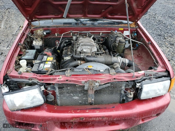 1998 Isuzu Rodeo S with VIN 4S2CM58W5W4350575, listed as a Copart auction lot 84537714 with 215,573 mi miles and Salvage Title. Bid and sale history available at carsss.com. Image 14.