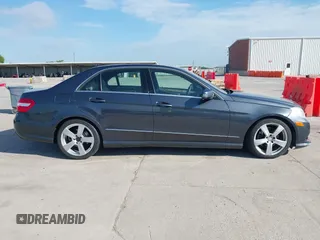 2010 Mercedes-Benz E 350 Luxury with VIN WDDHF5GB5AA078880, listed as a IAAI auction lot 42590907 with 210,275 mi miles and . Bid and sale history available at DreamBid. Image 13.