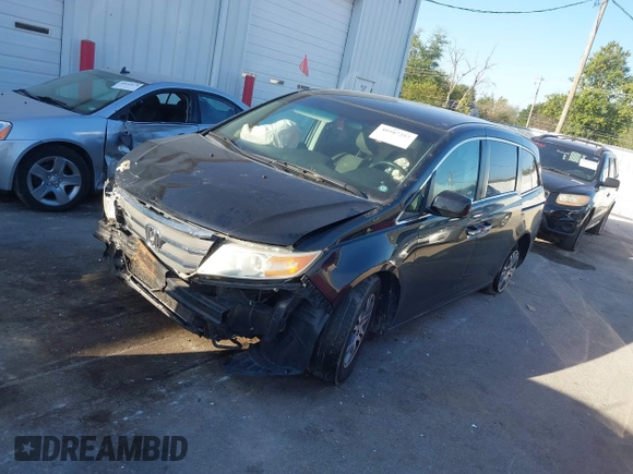 2011 Honda Odyssey EX с VIN 5FNRL5H4XBB087896, выставлен на аукционе IAAI как лот 40507257 с пробегом 187 619 миль миль и . История ставок и продаж доступна на DreamBid. Изображение 18.