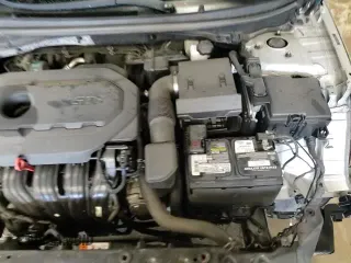 2019 Hyundai Sonata SEL with VIN 5NPE34AF5KH821527, listed as a Copart auction lot 70746465 with 102,227 mi miles and Salvage title. Bid and sale history available at DreamBid. Image 14.