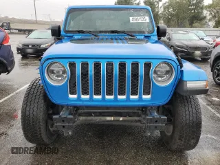 2021 Jeep Wrangler Unlimited Sahara Altitude z VIN 1C4HJXEG7MW728612, wystawiony jako Copart lot #45001535 z przebiegiem 24 027 mil mil oraz Szkoda całkowita • Salvage title. Historia ofert i sprzedaży dostępna na DreamBid. Obrazek 5.