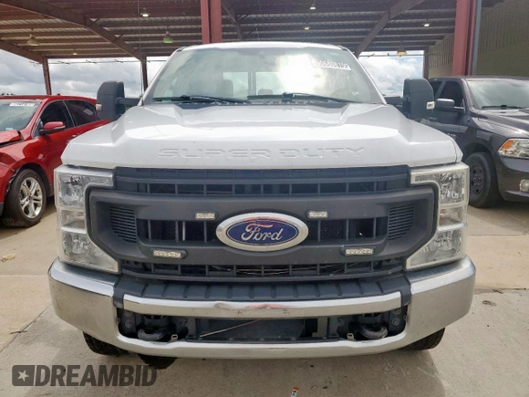2020 Ford F-250 XL z VIN 1FT7W2B6XLED98240, wystawiony jako Copart lot #60680815 z przebiegiem 129 824 mil mil oraz Czysty tytuł • Clean title. Historia ofert i sprzedaży dostępna na DreamBid. Obrazek 5.