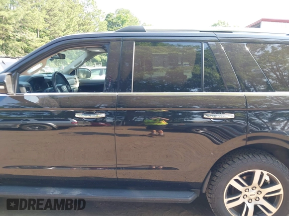 2024 Ford Expedition Limited with VIN 1FMJU1K84REA25156, listed as a IAAI auction lot 42420873 with 34,898 mi miles and . Bid and sale history available at DreamBid. Image 15.
