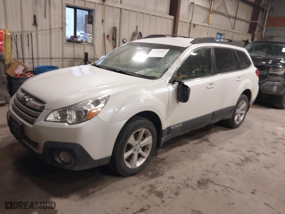 2013 Subaru Outback 2.5i Premium with VIN 4S4BRBCC0D3273777, listed as a IAAI auction lot 41195904 with 141,482 mi miles. Bid and sale history available at carsss.com. Image 17.