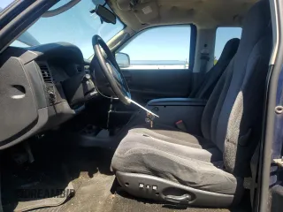 2004 Dodge Dakota Sport с VIN 1D7HG32N54S579964, выставлен на аукционе Copart как лот 55008865 с пробегом 82 642 миль миль и Чистый • Clean title. История ставок и продаж доступна на DreamBid. Изображение 7.