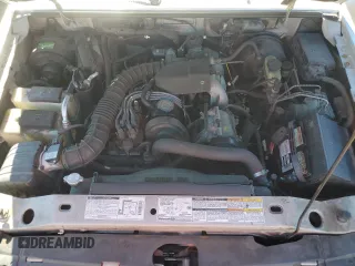 2001 Ford Ranger XL with VIN 1FTYR10C21PA47340, listed as a Copart auction lot 50261385 with 136,765 mi miles and Salvage title. Bid and sale history available at DreamBid. Image 13.