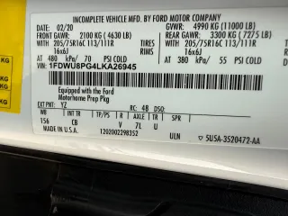 2020 Ford Transit with VIN 1FDWU8PG4LKA26945, listed as a Copart auction lot 57651985 with 9,378 mi miles and Clean title. Bid and sale history available at DreamBid. Image 10.