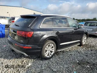 2018 Audi Q7 Premium Plus with VIN WA1LABF77JD014718, listed as a Copart auction lot 63230515 with 119,063 mi miles and Clean title. Bid and sale history available at DreamBid. Image 3.