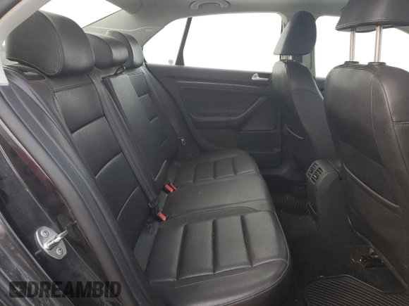2010 Volkswagen Jetta Wolfsburg Edition с VIN 3VWRA7AJ2AM152880, выставлен на аукционе Copart как лот 85272784 с пробегом 108 837 миль миль и Списание • Salvage title. История ставок и продаж доступна на DreamBid. Изображение 10.