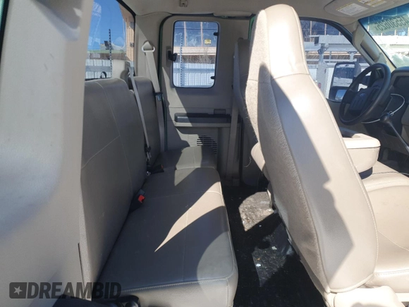 2008 Ford Super Duty F-250 SRW XL with VIN 1FTSX21YX8EA41027, listed as a Copart auction lot 45530625 with 87,934 mi miles and Salvage Title. Bid and sale history available at carsss.com. Image 10.