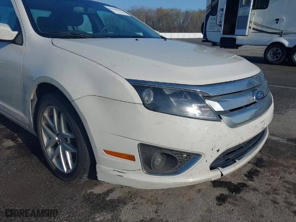 2011 Ford Fusion SEL with VIN 3FAHP0JA1BR334679, listed as a IAAI auction lot 41969695 with 202,006 mi miles. Bid and sale history available at carsss.com. Image 6.