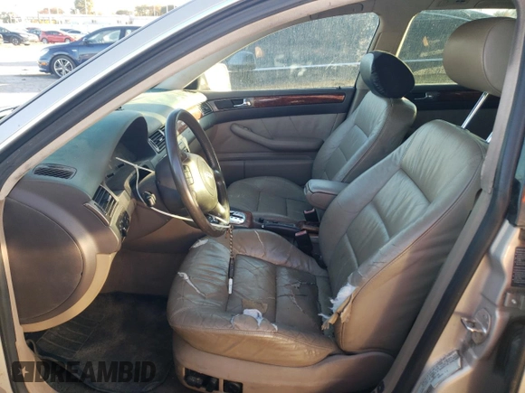 2000 Audi A6 z VIN WAULH24BXYN110840, wystawiony jako Copart lot #76981144 z przebiegiem 160 093 mil mil oraz Czysty tytuł • Clean title. Historia ofert i sprzedaży dostępna na DreamBid. Obrazek 7.