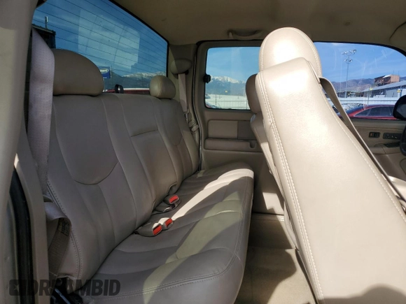 2003 Chevrolet Silverado 1500 LT with VIN 2GCEK19T531253309, listed as a Copart auction lot 53679705 with 197,055 mi miles and Salvage Title. Bid and sale history available at DreamBid. Image 10.