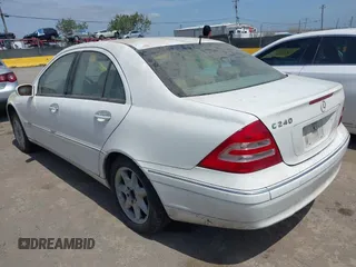 2002 Mercedes-Benz C with VIN WDBRF61J02F208524, listed as a IAAI auction lot 42111684 with 193,535 mi miles and . Bid and sale history available at carsss.com. Image 3.