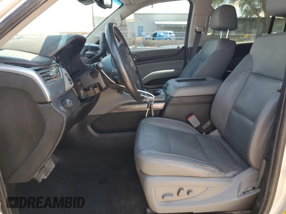 2018 Chevrolet Suburban LT с VIN 1GNSCHKC2JR346108, выставлен на аукционе Copart как лот 55142785 с пробегом 150 857 миль миль и Списание • Salvage title. История ставок и продаж доступна на DreamBid. Изображение 7.