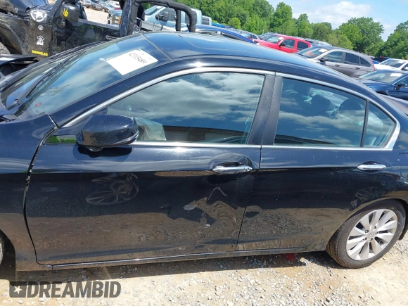 2015 Honda Accord EX-L with VIN 1HGCR2F88FA062178, listed as a IAAI auction lot 42315489 with 145,659 mi miles and . Bid and sale history available at DreamBid. Image 14.