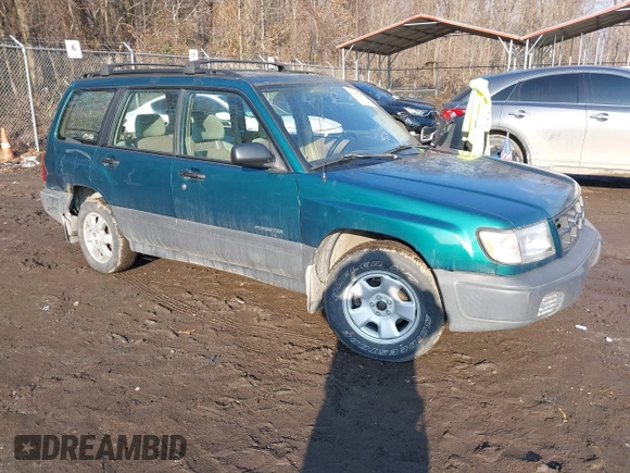 1999 Subaru Forester L with VIN JF1SF635XXH735202, listed as a IAAI auction lot 41489355 with 290,000 mi miles. Bid and sale history available at carsss.com. Image 1.