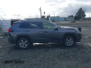 2023 Toyota RAV4 Hybrid XLE with VIN JTMRWRFV2PD201561, listed as a IAAI auction lot 41576987 with 30,417 mi miles. Bid and sale history available at carsss.com. Image 13.