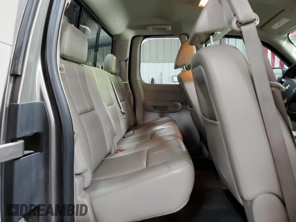 2007 Chevrolet Silverado 1500 1LT with VIN 1GCEK19J87E507890, listed as a Copart auction lot 54205995 with 131,642 mi miles and Salvage Title. Bid and sale history available at DreamBid. Image 10.