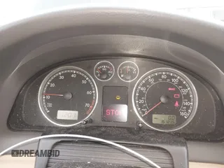 2004 Volkswagen Passat GL z VIN WVWMD63B14P330748, wystawiony jako IAAI lot #41936308 z przebiegiem 161 235 mil mil oraz . Historia ofert i sprzedaży dostępna na DreamBid. Obrazek 7.