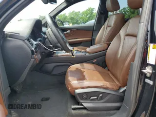 2017 Audi Q7 Premium Plus with VIN WA1LAAF75HD058074, listed as a Copart auction lot 63446045 with 214,453 mi miles and Clean title. Bid and sale history available at DreamBid. Image 8.