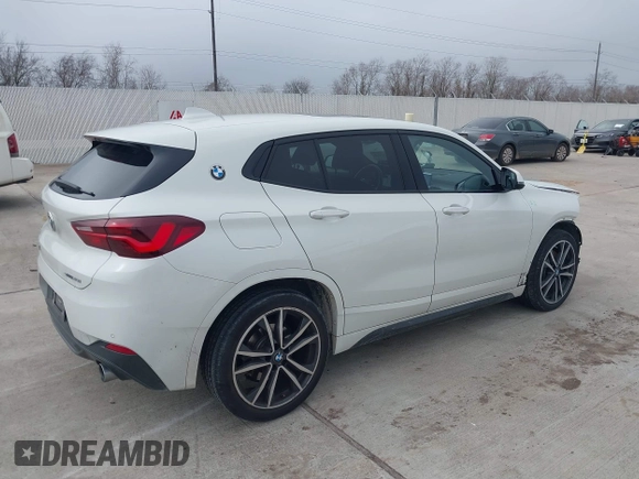 2023 BMW X2 sDrive28i z VIN WBXYH9C04P5V72846, wystawiony jako IAAI lot #41479964 z przebiegiem 29 644 mil mil oraz . Historia ofert i sprzedaży dostępna na DreamBid. Obrazek 4.