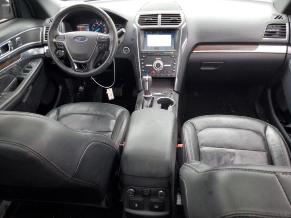 2019 Ford Explorer Limited with VIN 1FM5K8FH6KGB52401, listed as a Copart auction lot 85208344 with 105,006 mi miles and Salvage Title. Bid and sale history available at carsss.com. Image 8.