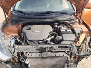 2013 Hyundai Veloster RE:MIX with VIN KMHTC6AD6DU156272, listed as a Copart auction lot 48770025 with 101,729 mi miles and Salvage title. Bid and sale history available at DreamBid. Image 11.