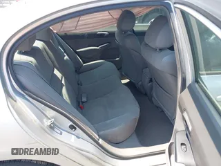 2006 Honda Civic LX z VIN 1HGFA165X6L109137, wystawiony jako IAAI lot #42386768 z przebiegiem 142 255 mil mil oraz . Historia ofert i sprzedaży dostępna na DreamBid. Obrazek 8.