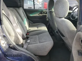 2000 Suzuki Vitara JX z VIN 2S3TD52V6Y6111082, wystawiony jako Copart lot #82444534 z przebiegiem 271 122 mil mil oraz Nie do naprawy. Historia ofert i sprzedaży dostępna na DreamBid. Obrazek 10.