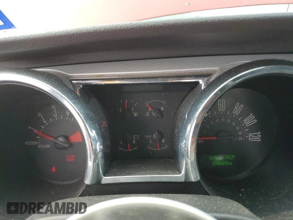 2008 Ford Mustang Deluxe with VIN 1ZVHT80N885164208, listed as a Copart auction lot 53855845 with 194,689 mi miles and Salvage Title. Bid and sale history available at carsss.com. Image 9.