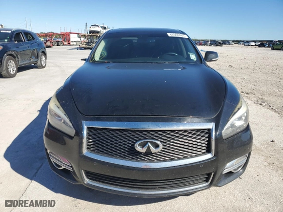 2018 Infiniti Q70 3.7 LUXE with VIN JN1BY1AP2JM180324, listed as a Copart auction lot 82009464 with NaN miles and Salvage Title. Bid and sale history available at carsss.com. Image 5.