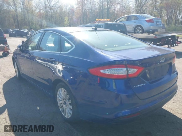 2013 Ford Fusion SE Hybrid with VIN 3FA6P0LU0DR254971, listed as a IAAI auction lot 42140836 with 230,657 mi miles. Bid and sale history available at carsss.com. Image 3.