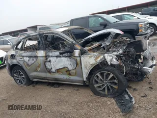 2024 Audi Q5 S line Premium z VIN WA1GAAFY9R2007121, wystawiony jako IAAI lot #41516916 z przebiegiem 15 mil mil oraz . Historia ofert i sprzedaży dostępna na DreamBid. Obrazek 12.