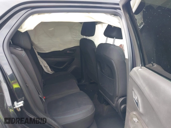 2016 Chevrolet Trax LS with VIN KL7CJKSB9GB571891, listed as a IAAI auction lot 41578788 with 102,239 mi miles. Bid and sale history available at carsss.com. Image 8.