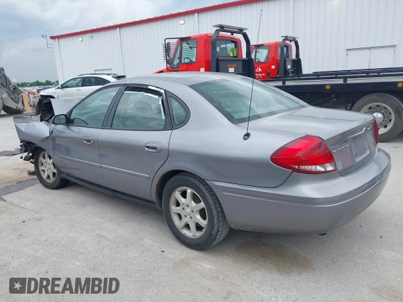 2006 Ford Taurus SEL with VIN 1FAFP56U16A250613, listed as a IAAI auction lot 42377226 with Not provided miles and . Bid and sale history available at DreamBid. Image 15.